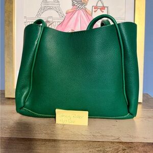 Large Bacalar Verona from Portland Leather Goods. Can’t purchase online.